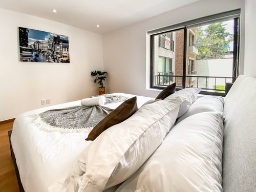 VH | FLAT w/multiple beds 4BR + OPEN GYM +WIFI |99 17 Virtual Homes