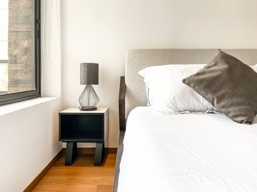 VH | FLAT w/multiple beds 4BR + OPEN GYM +WIFI |99 18 Virtual Homes