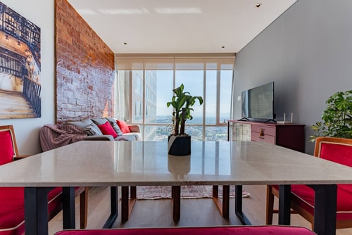 VH | Cerca de hospitales | Gran vista + wifi | 29 9 Virtual Homes