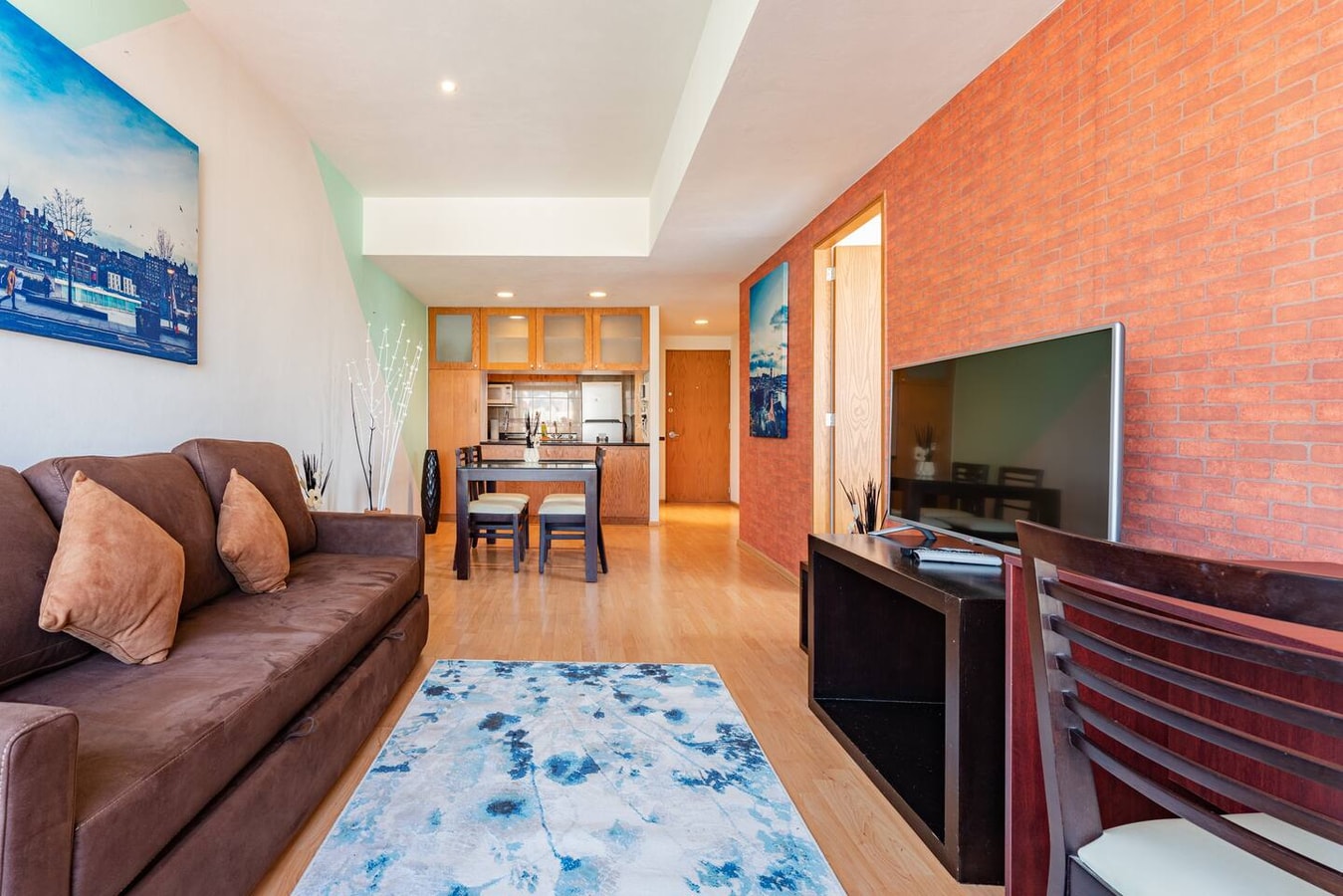 VH | Loft with GREAT VIEWS & Wifi at ROMA | 1 Virtual Homes