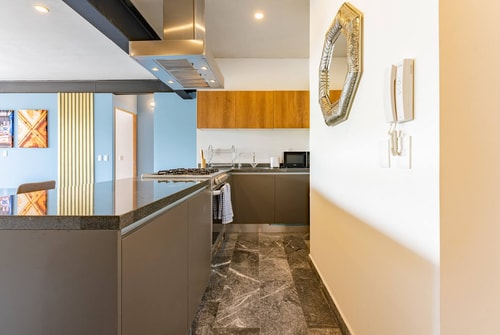 VH Condesa | 2 rec & parking + fast wifi + balcón | 98 22 Virtual Homes