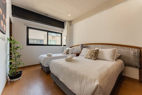 VH | Flat comfy beds + smart TV + wifi | 89 24 Virtual Homes
