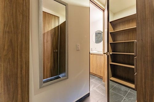VH | Flat comfy beds + smart TV + wifi | 89 25 Virtual Homes