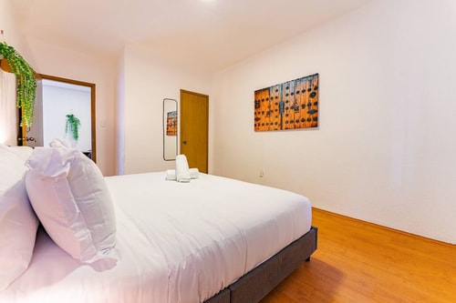 VH | Big Apt Condesa | 2 BR + wifi | 214 25 Virtual Homes