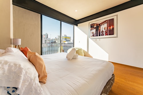 VH | Flat comfy beds + smart TV + wifi | 89 3 Virtual Homes