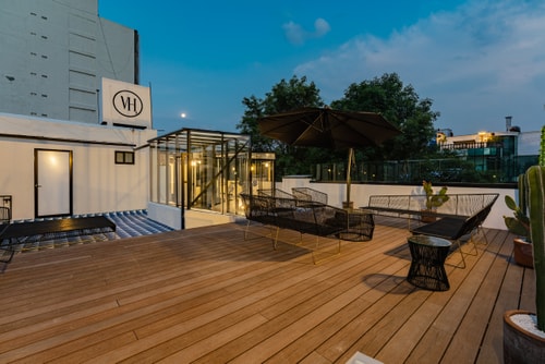 VH | Great Roma House | rooftop & gym | 236 95 Virtual Homes