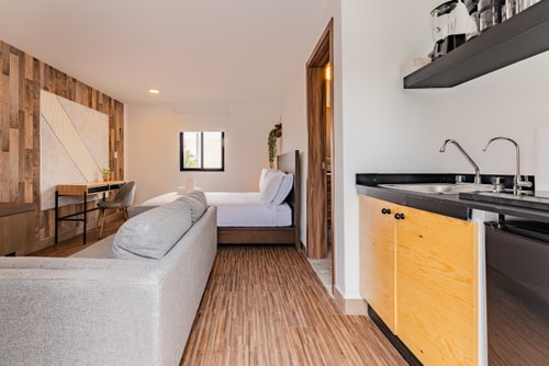 VH | Great Roma House | rooftop & gym | 236 71 Virtual Homes