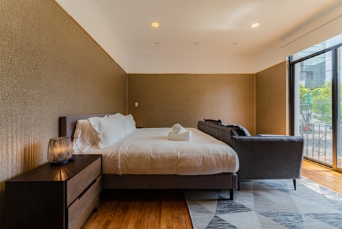 VH | Great Roma House | rooftop & gym | 236 10 Virtual Homes