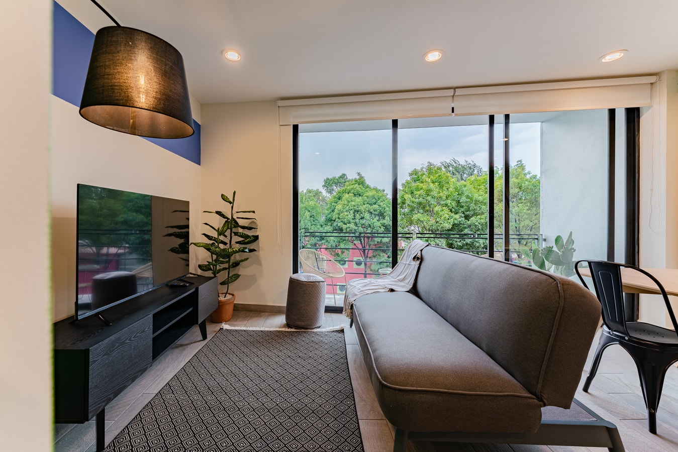 VH Roma sur | Departamento 2 rec + balcón & wifi | 73 Virtual Homes