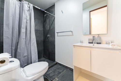 VH | Zona Doctores | balcón y parking | 32 36 Virtual Homes