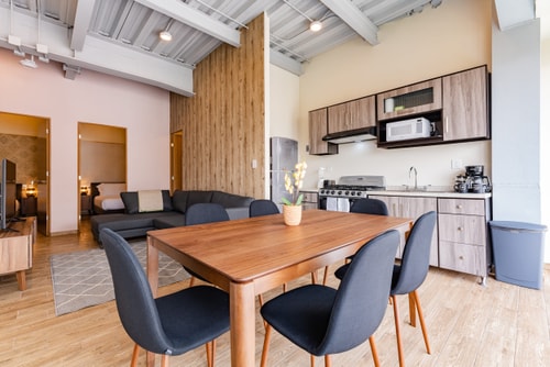VH Roma Nte | Depa industrial + wifi & balcón | 315 23 Virtual Homes