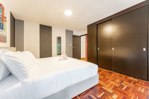 VH | Espacioso depa | Condesa | 3 hab + wifi | 27 32 Virtual Homes