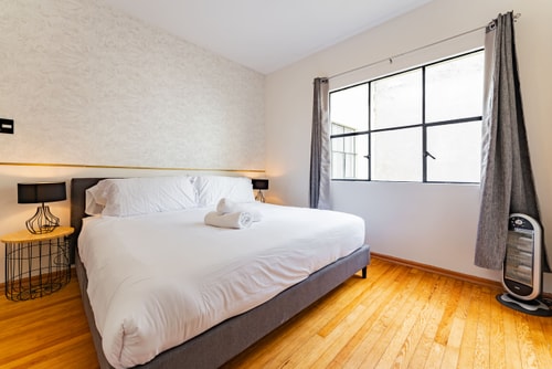VH | Condesa Apt + patio & wifi | 215 1 Virtual Homes