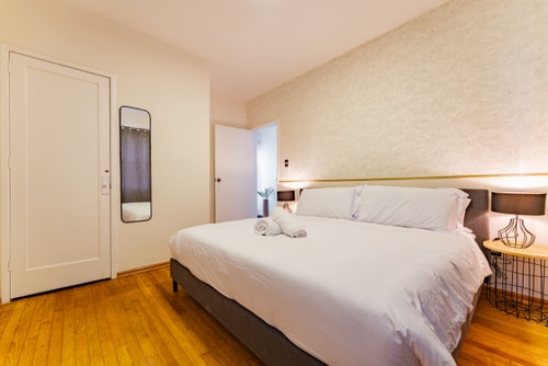 VH | Condesa Apt + patio & wifi | 215 35 Virtual Homes
