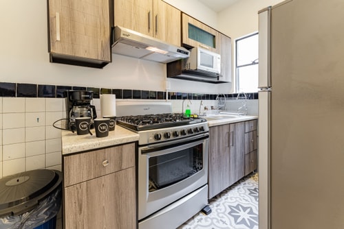 VH | Condesa Apt + patio & wifi | 215 24 Virtual Homes