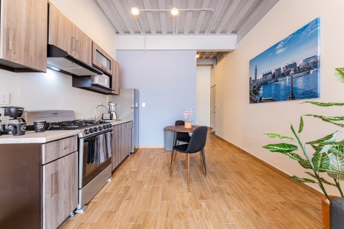VH | Minimalist loft | washer+wifi | Roma Nte | 310 18 Virtual Homes
