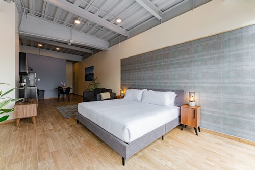 VH | Minimalist loft | washer+wifi | Roma Nte | 310 26 Virtual Homes