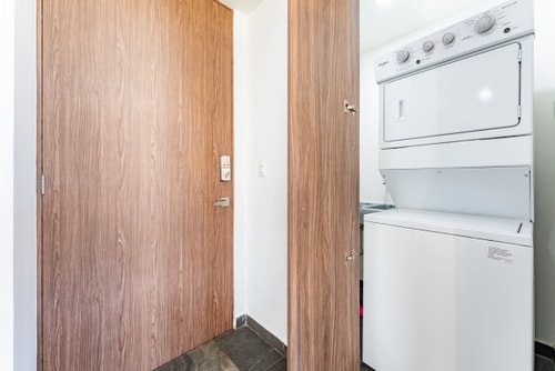 VH | Doctores | 2 hab + balcón privado+wifi | 324 26 Virtual Homes