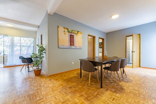 VH | Comfy Apt Condesa | 2 BR + Balcony | 214 16 Virtual Homes