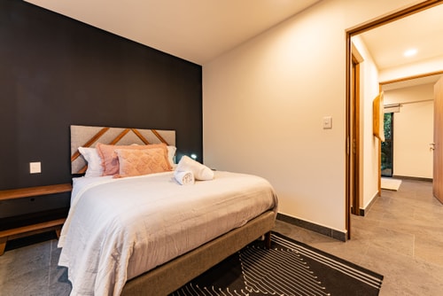 VH | Roma Sur | Laundry Room & Balcony | 151 25 Virtual Homes