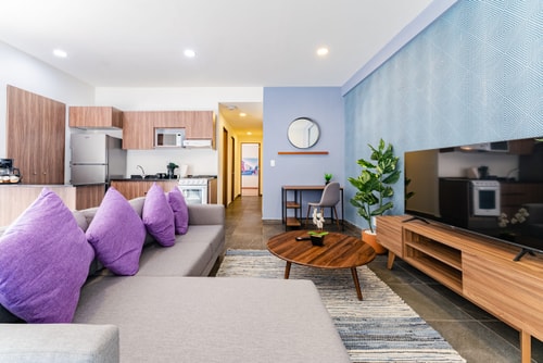 VH | Doctores Apt | 3 BR + balcón & gran wifi | 6 0 Virtual Homes