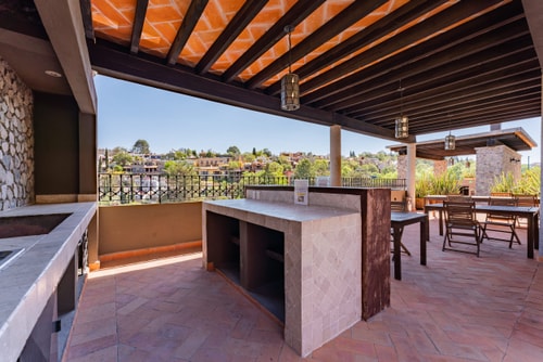 VH | San Miguel Villa | pool & parking | 139 31 Virtual Homes