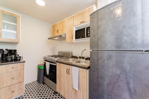 VH | Condesa loft | Patio & washer | 72 24 Virtual Homes
