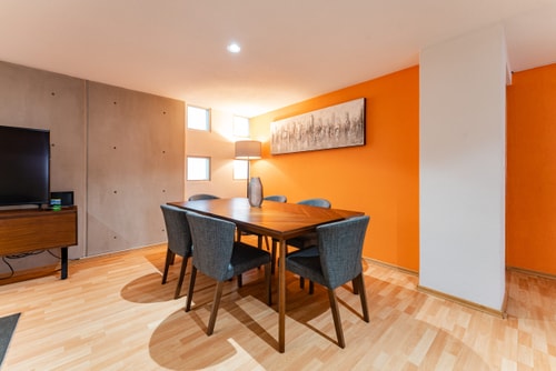 VH | Zona Rosa | 2 Bedrooms + Washing Machine | 121 9 Virtual Homes