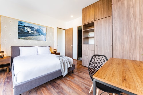 VH | Doctores | 2 hab + balcón privado+wifi | 324 32 Virtual Homes